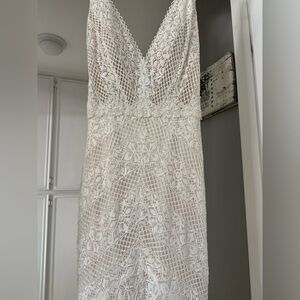 Elegant Lace Sleeveless Dress ivory/off white Lilian west